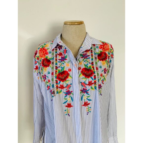 Johnny Was Small Cotton Striped WITH EMBROIDERED FLOWERS Tunic Tops - Picture 3 of 11